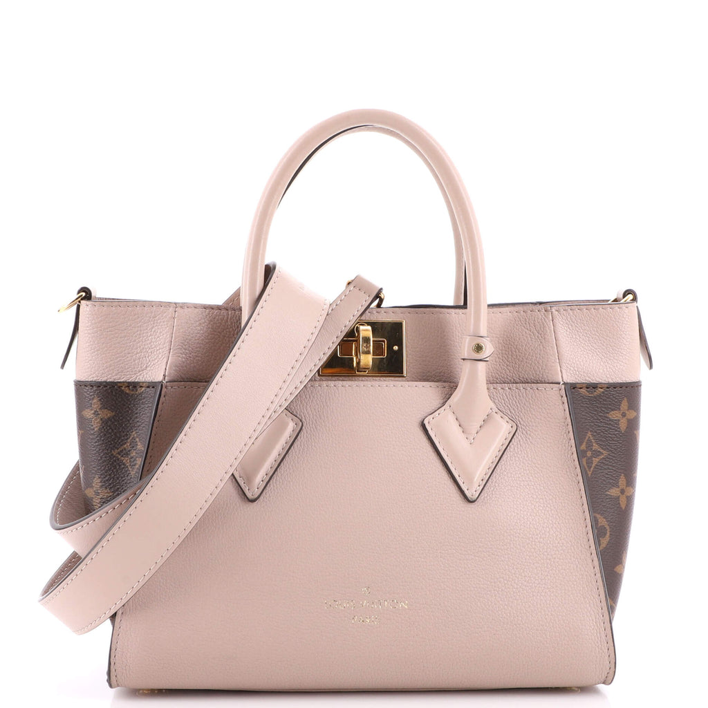 Pre-Owned Louis Vuitton On My Side Tote 197639/28