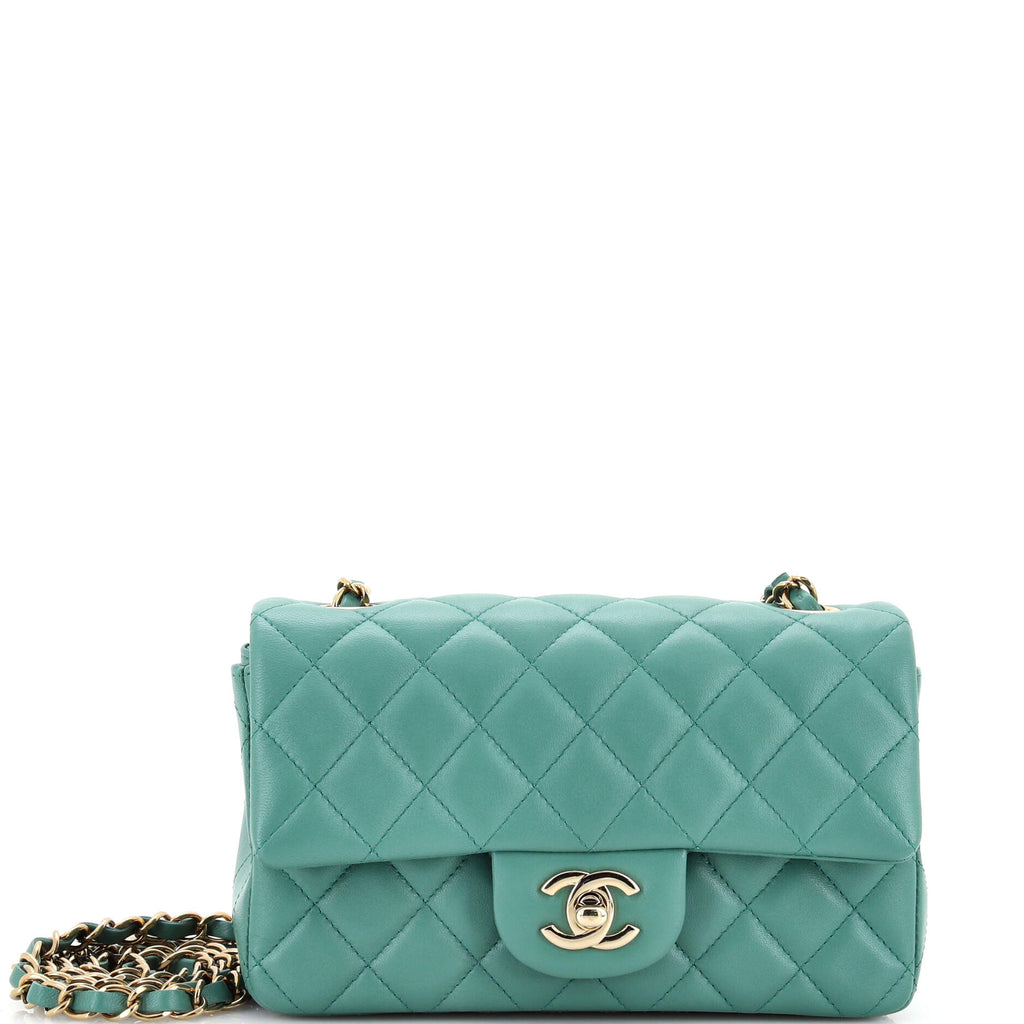 CHANEL Shiny Caviar Quilted Chanel 22 Green 1150580