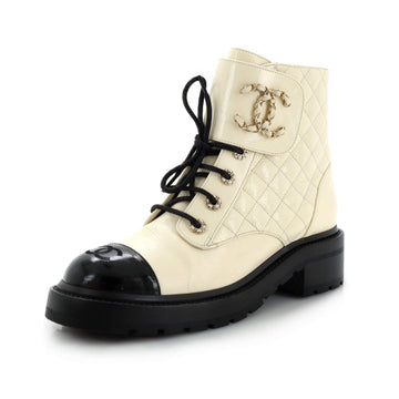 Chanel Women's Chain CC Cap Toe Lace Up Combat Boots Quilted Shiny Calfskin