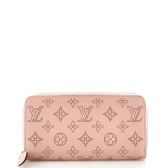 Louis Vuitton Zippy Wallet Mahina Leather