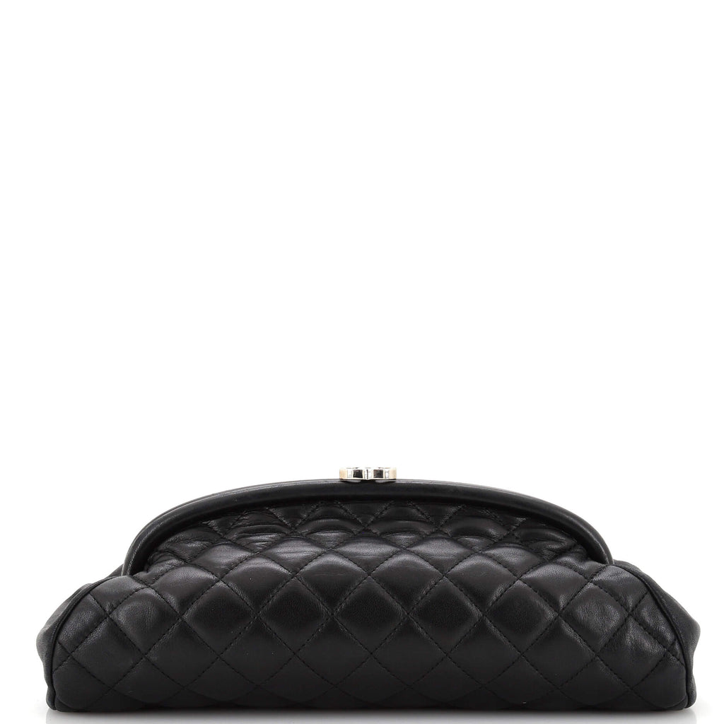 Timeless Clutch Quilted Lambskin / black