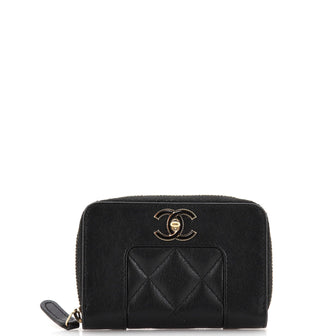 Chanel Mademoiselle Vintage Zip Card Case Chevron Iridescent Caviar