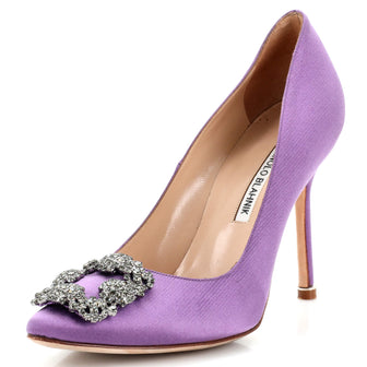 Manolo Blahnik Women's Hangisi Pumps Satin 105