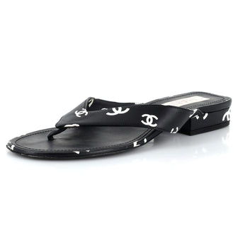 Chanel Women's CC Logo Thong Sandals Leather