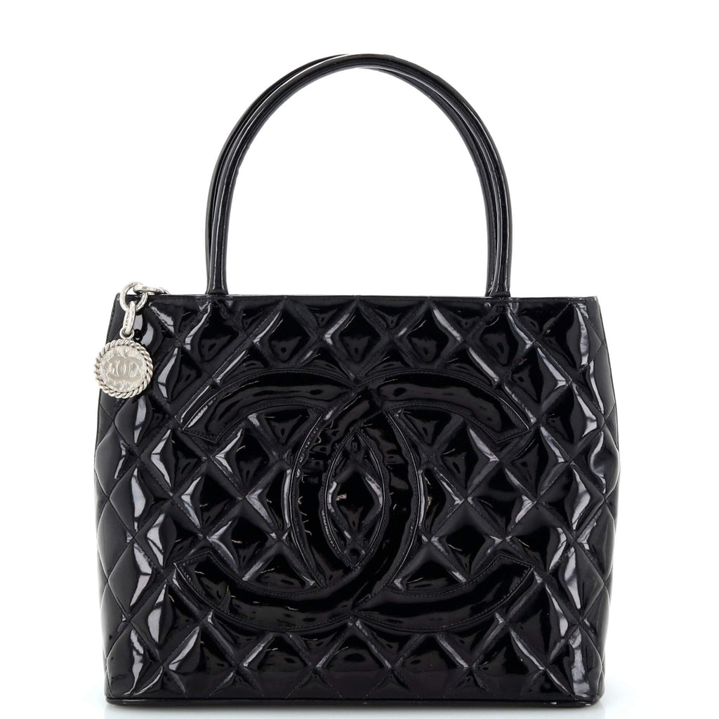 Medallion Tote Quilted Patent / black