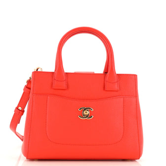 Chanel Neo Executive Tote Grained Calfskin Mini