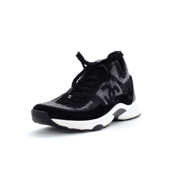 Chanel Women's CC Low-Top Sneakers Suede and Knit Fabric