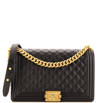 Chanel Boy Flap Bag Quilted Caviar New Medium
