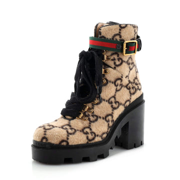 Gucci Women's Heeled Lace Up Combat Ankle Boots GG Wool