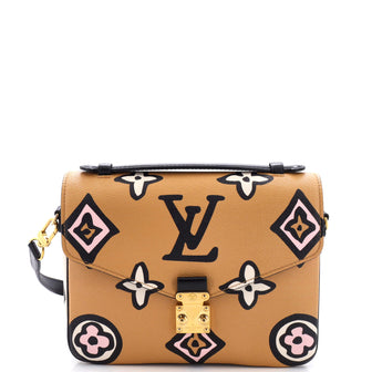 Louis Vuitton Pochette Metis Wild at Heart Monogram Giant