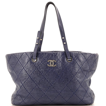 Chanel On The Road Tote Quilted Leather Large