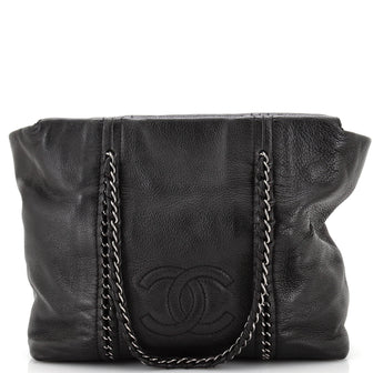 Chanel Luxe Ligne Zip Top Tote Calfskin Medium