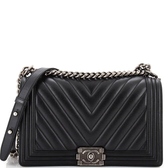 Chanel Boy Flap Bag Chevron Calfskin New Medium