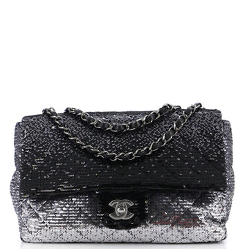 Chanel CC Flap Bag Quilted Ombre Sequins Medium