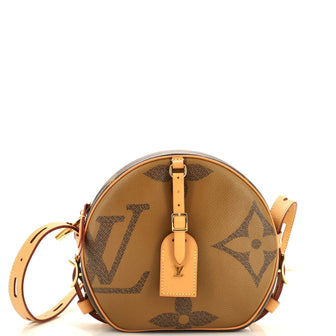 Louis Vuitton Boite Chapeau Souple Bag Reverse Monogram Giant
