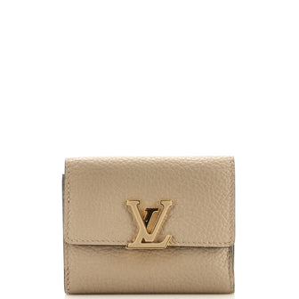 Louis Vuitton Capucines Wallet Leather Compact