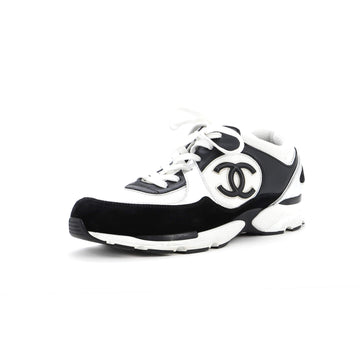 Chanel Men's CC Low-Top Sneakers Suede with Leather and Fabric