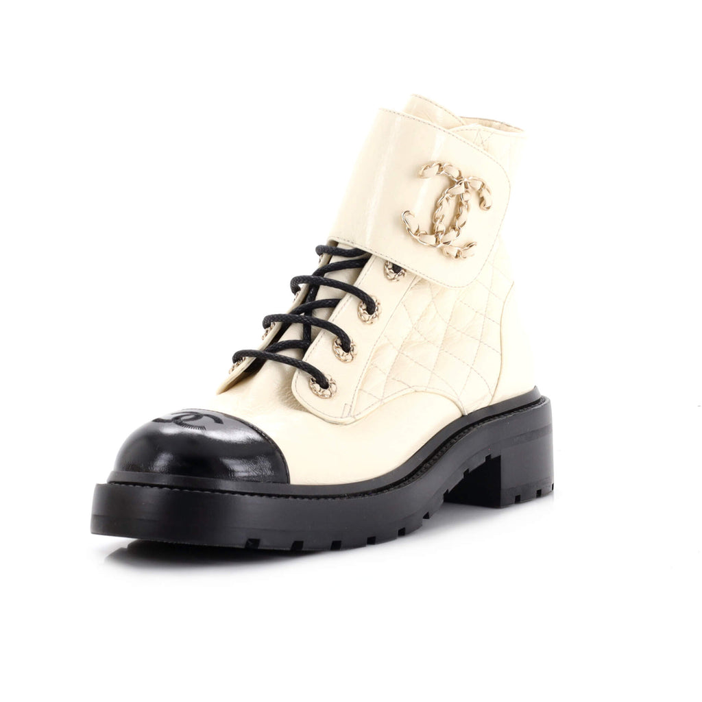 Women's Chain CC Cap Toe Lace Up Combat Boots ...