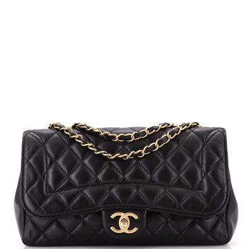 Chanel Mademoiselle Chic Flap Bag Quilted Lambskin Medium