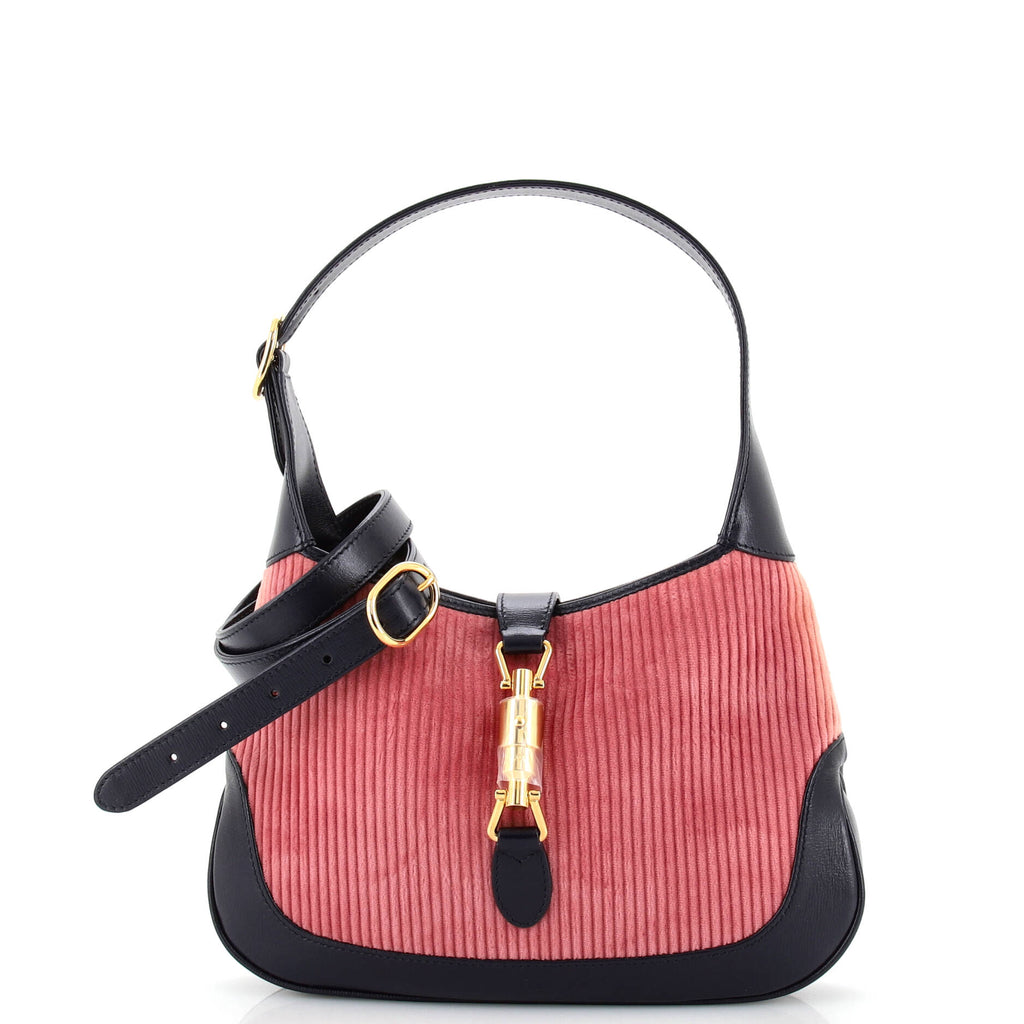 ◇GUCCI◇ショルダーバッグ グッチ「ソーホー」はもう古い？なぜ廃盤に？定価や似合う年齢層