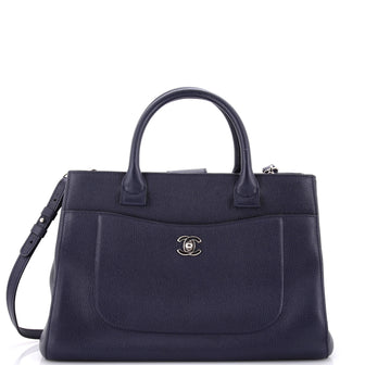 Chanel Neo Executive Tote Grained Calfskin Medium