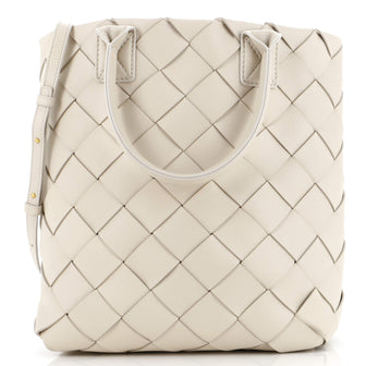 Bottega Veneta Maxi Cabat Tote Intrecciato Nappa 30