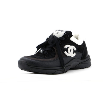 Chanel Women's CC Low-Top Sneakers Leather and Fabric with Suede
