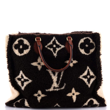 Louis Vuitton OnTheGo Tote Monogram Giant Teddy Fleece GM