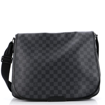 Louis Vuitton Daniel Messenger Bag Damier Graphite GM