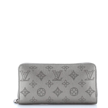 Louis Vuitton Zippy Wallet Mahina Leather