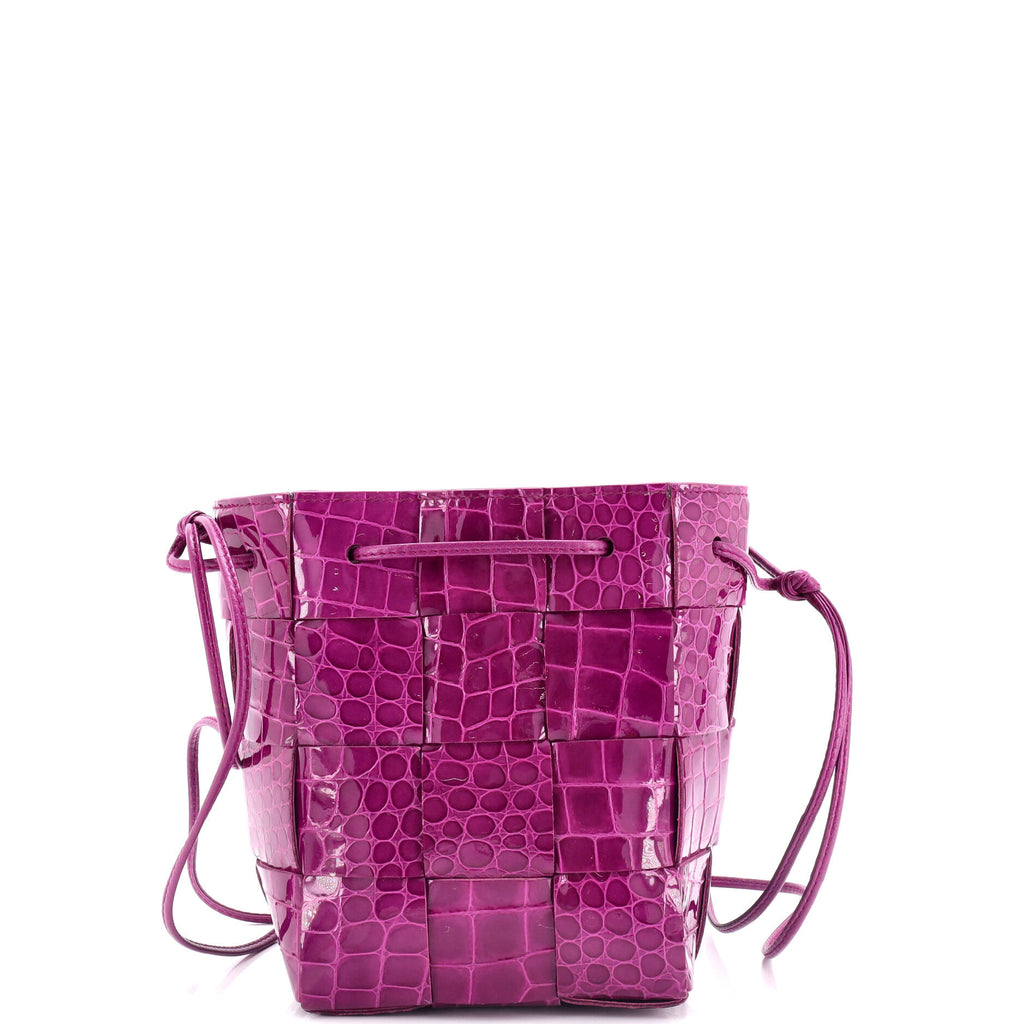 Bottega Veneta Cassette Bucket Bag Maxi Intrecciato Crocodile
