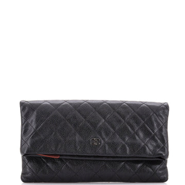 Chanel Beauty CC Clutch Quilted Caviar