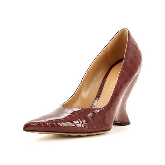 Bottega Veneta Women's Punta Wedge Pumps Crocodile Embossed Patent