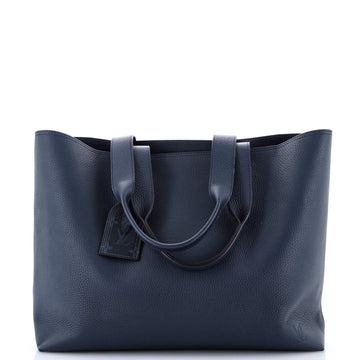 Louis Vuitton Cabas Voyage NM Taurillon Leather
