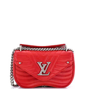 Louis Vuitton New Wave Chain Bag Quilted Leather PM