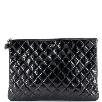 Chanel Valentine Hearts O Case Clutch Quilted Patent Large