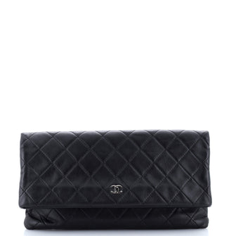 Chanel Beauty CC Clutch Quilted Lambskin