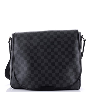 Louis Vuitton Daniel Messenger Bag Damier Graphite MM