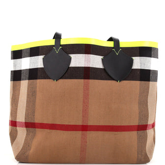 Burberry Reversible Giant Tote House Check Canvas and Leather Large