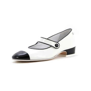 Chanel Women's CC Cap Toe Mary Jane Pumps Leather