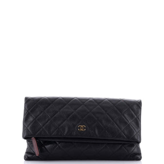 Chanel Beauty CC Clutch Quilted Caviar