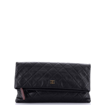 Chanel Beauty CC Clutch Quilted Caviar
