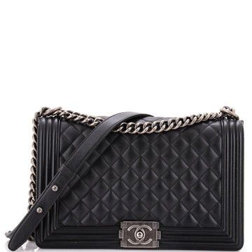 Chanel Boy Flap Bag Quilted Caviar New Medium