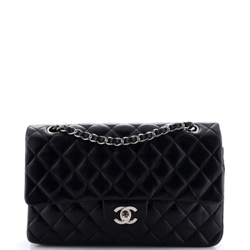 Chanel Vintage Classic Double Flap Bag Quilted Lambskin Medium