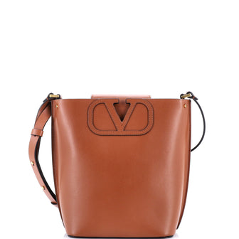 Valentino Garavani VLogo Bucket Bag Leather