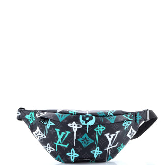 Louis Vuitton Discovery Bumbag Graffiti Monogram Eclipse Canvas