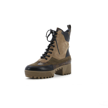 Louis Vuitton Women's Laureate Platform Desert Boots Suede with Monogram Canvas