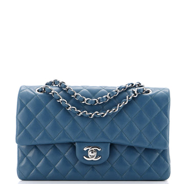 Chanel Classic Double Flap Bag Quilted Caviar Medium