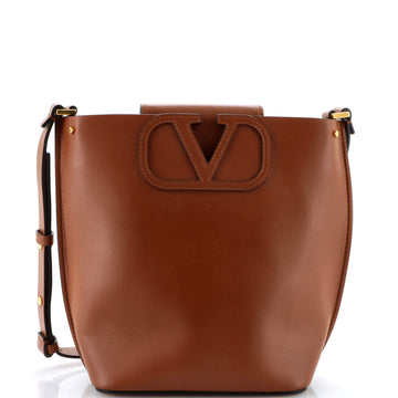 Valentino Garavani VLogo Bucket Bag Leather