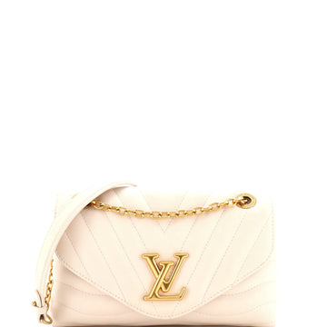 Louis Vuitton New Wave Chain Bag NM Quilted Leather MM